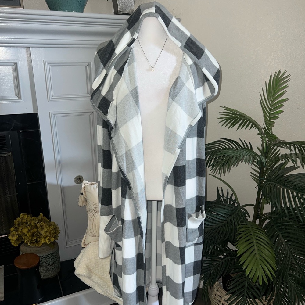 Theo & Spence Black and White Plaid Hooded Cardigan
